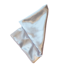 Carica l'immagine nel visualizzatore di Gallery, Satin PILLOWCASE - Federa in raso 80x50